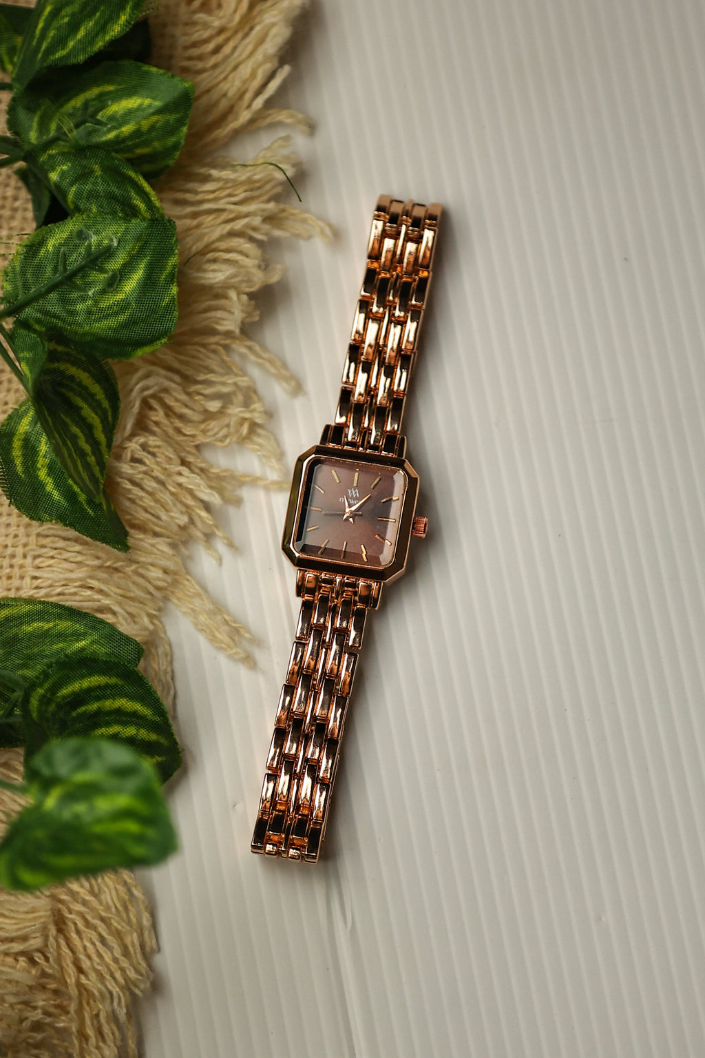 MW Mini Square Bruno Dial